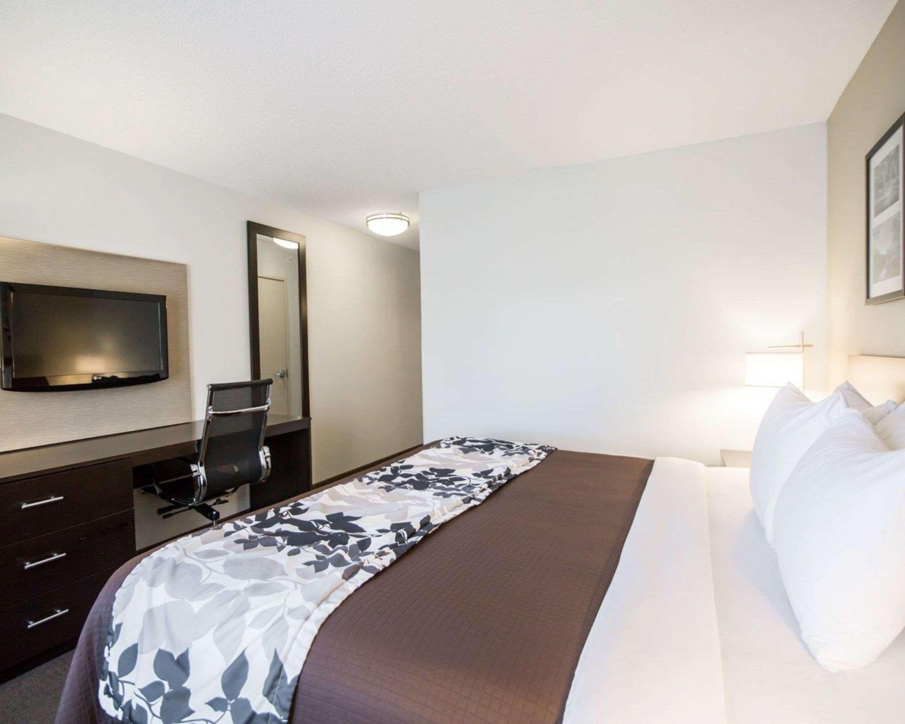 Sleep Inn & Suites Norton Екстериор снимка