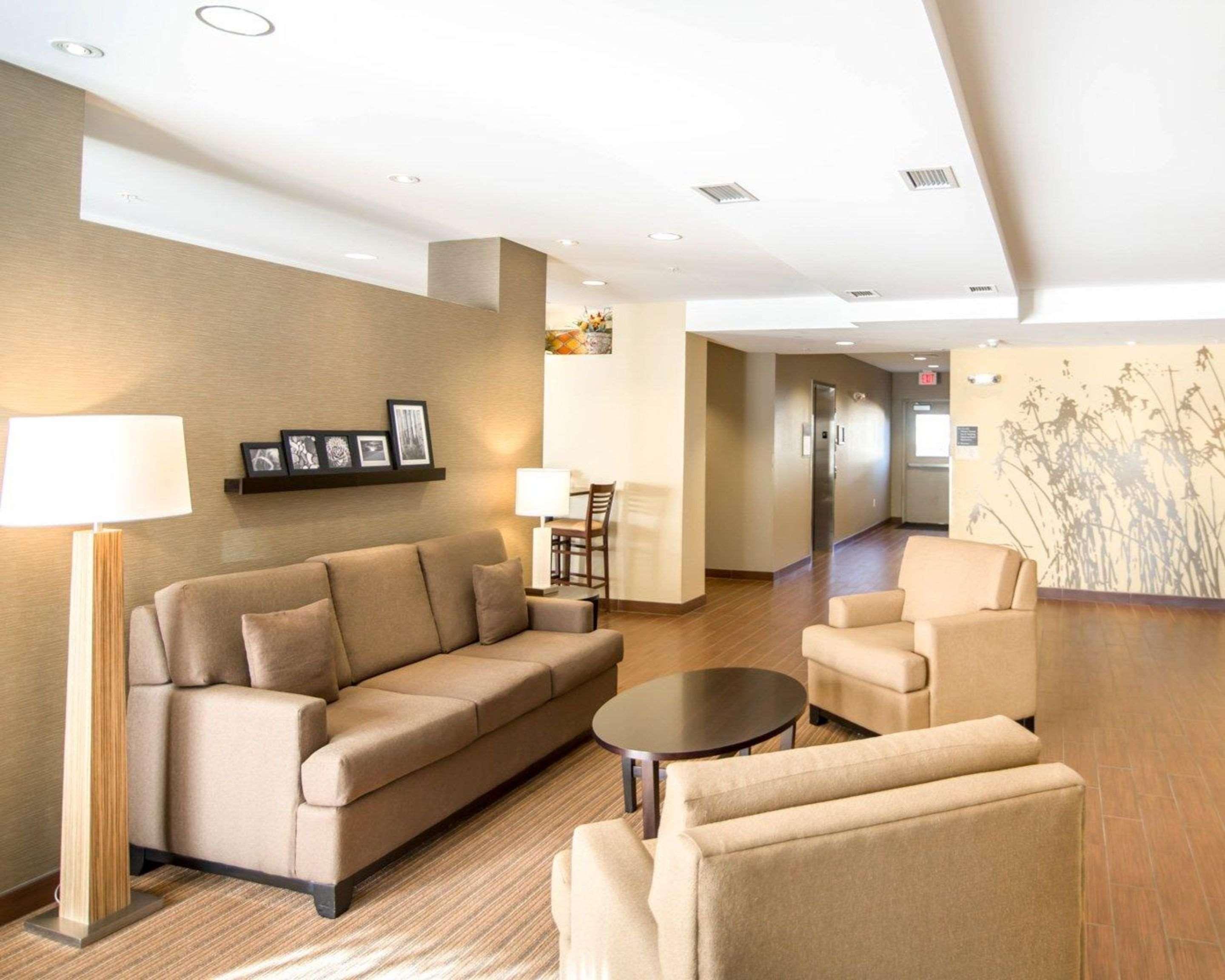 Sleep Inn & Suites Norton Екстериор снимка